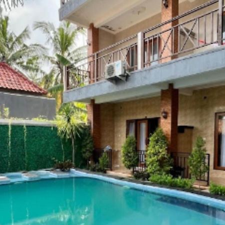 נוסה-למבונגן Wahyuga Sari Guest House Nita Salon & Spa מראה חיצוני תמונה