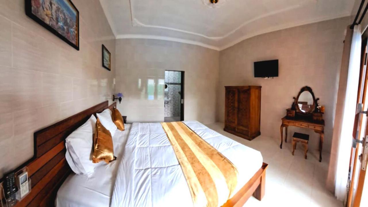 נוסה-למבונגן Wahyuga Sari Guest House Nita Salon & Spa מראה חיצוני תמונה